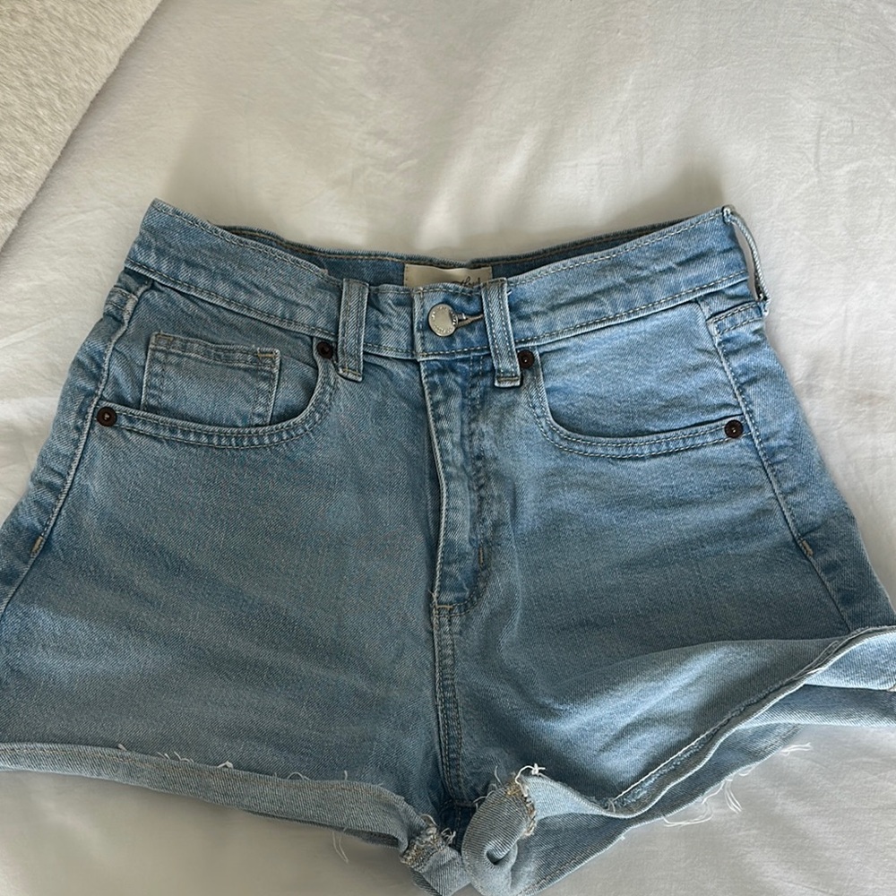 Universal Thread Blue Jean Shorts High-Waisted Frayed Hem